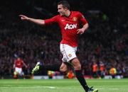 开云棋牌官网-绿茵场上的双重风暴，英超争冠白热化与亚洲足坛的震撼之夜