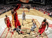 开云棋牌试玩-赛道烈焰，周冠宇绝杀时刻点燃上海夜空