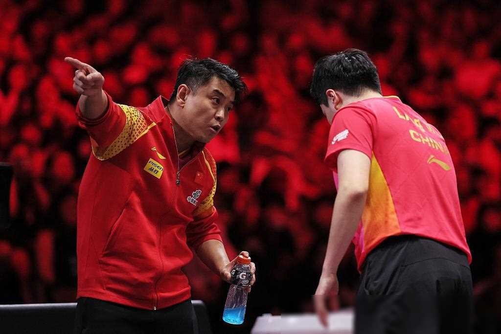 中国乒乓球队鏖战奥地利乒乓球队,波尔统治全场 中国乒乓球队鏖战奥地利乒乓球队,波尔统治全场