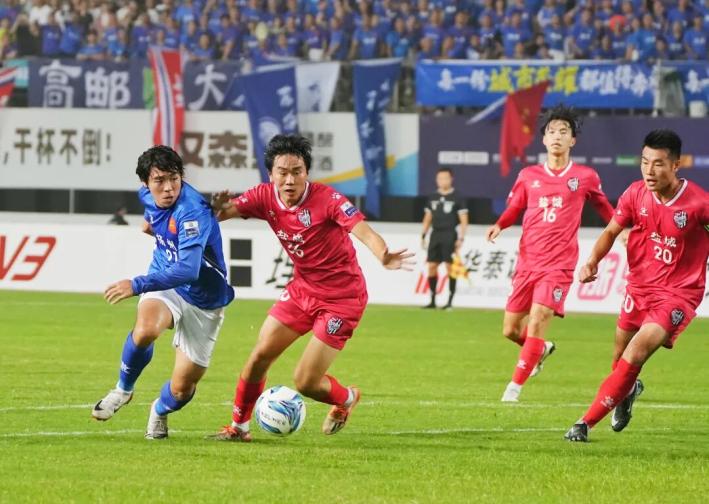 DFM绝杀SHR,Lehends开启传奇时刻鏖战多局八强赛,技惊四座的简单介绍 DFM绝杀SHR,Lehends开启传奇时刻鏖战多局八强赛,技惊四座的简单介绍