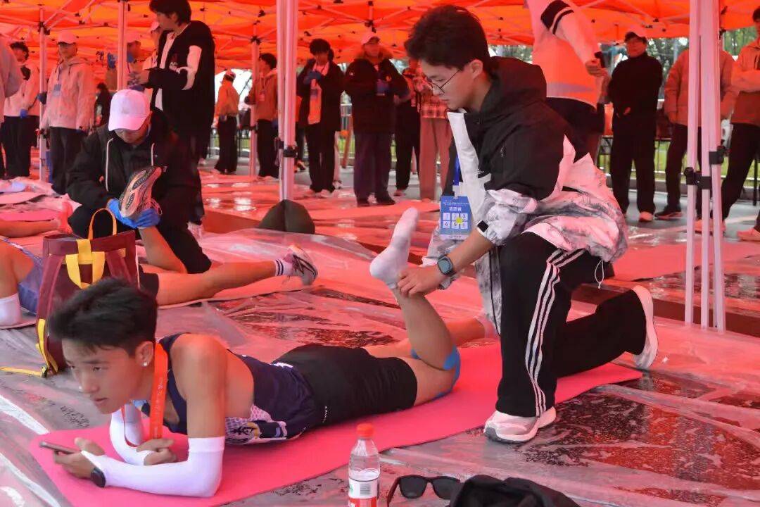 运动员们的激情表现动人心弦