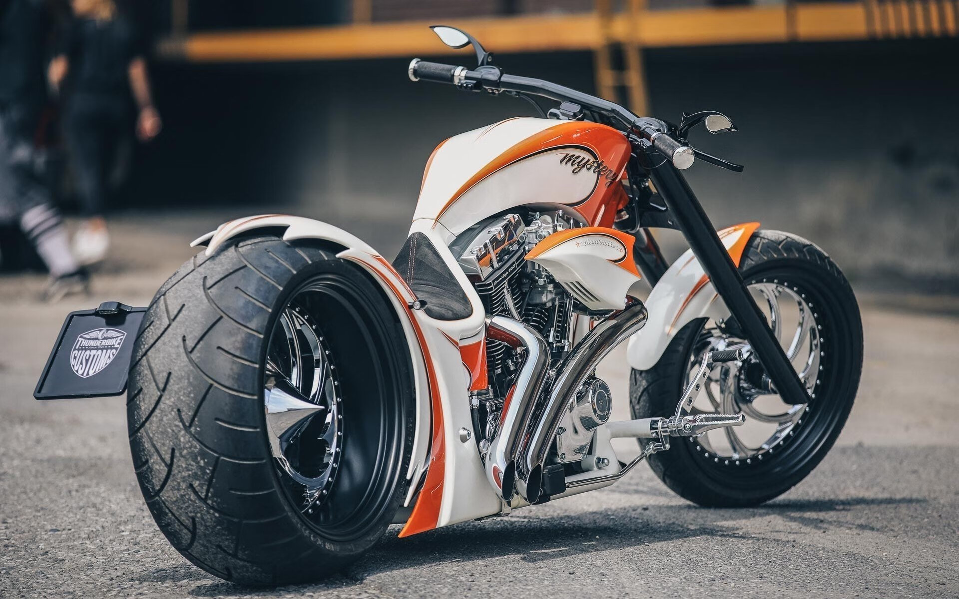 绿茵博弈，爱尔兰战术压制哥伦比亚，孔德在意甲焦点战接管比赛