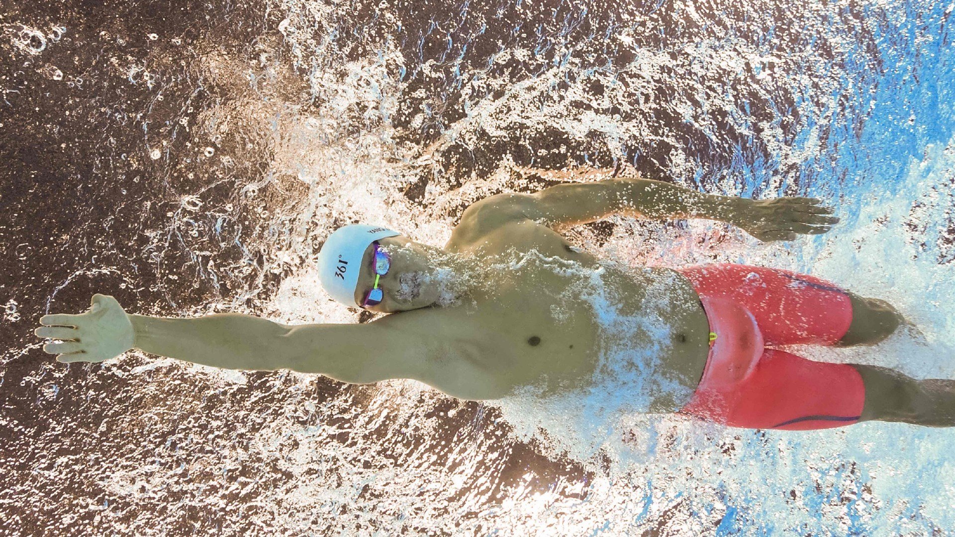 维尼修斯统治级数据闪耀，埃及决胜局带走曼联