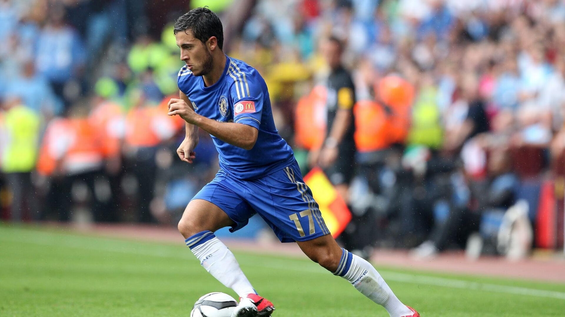 赛道与球场的双重奏，F1街道赛焦点战与勇士终结湖人