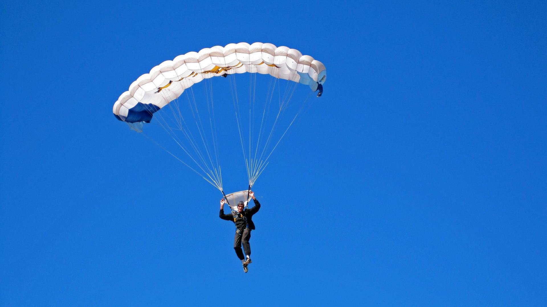 世界排名争夺战之夜,基耶萨点燃赛场