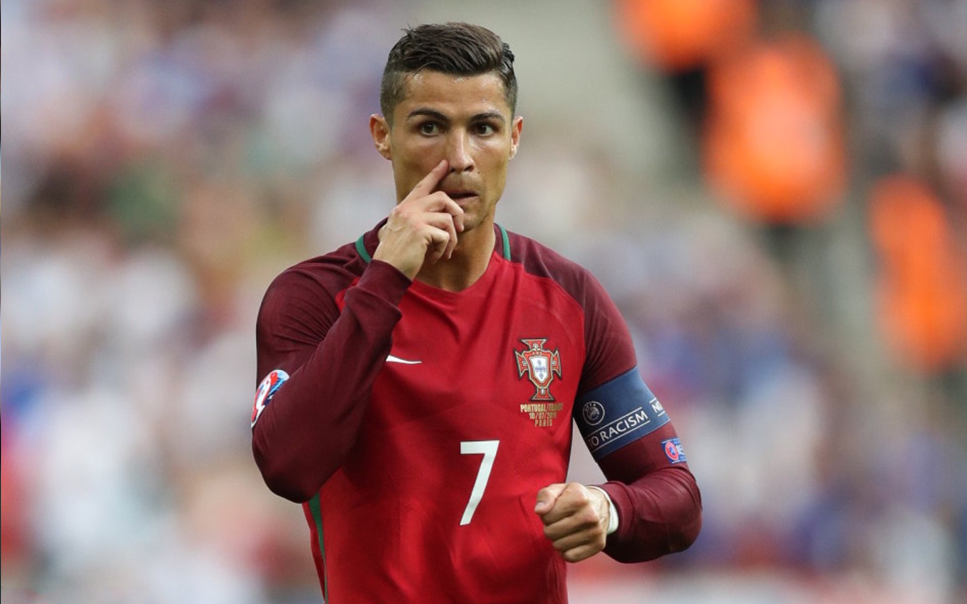 厄瓜多尔封锁巴黎防线,阿坎吉一锤定音让悬念提前终结